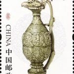 (6-3), Celadon Pot Phoenix-head Cover and Dragon Handle (Tang Dynasty), 120 fen, 30 * 40 mm